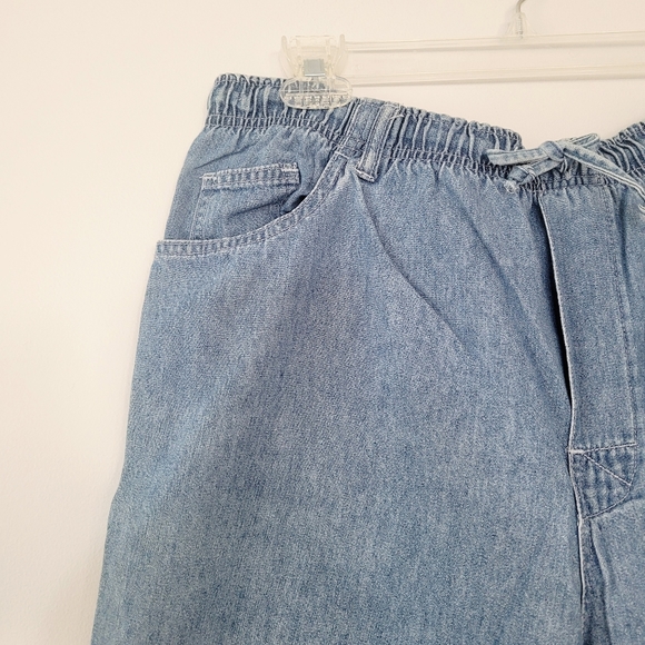 Vintage High Rise Lightweight Medium Wash Denim Straight Leg Cropped Jeans - Picture 6 of 8